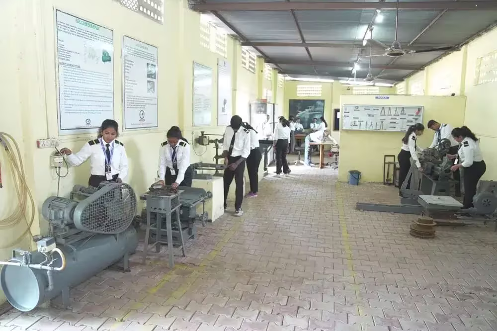 WORKSHOP image 2